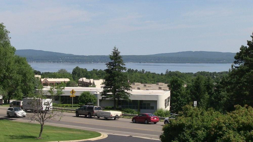 Baymont By Wyndham Petoskey Μοτέλ Εξωτερικό φωτογραφία